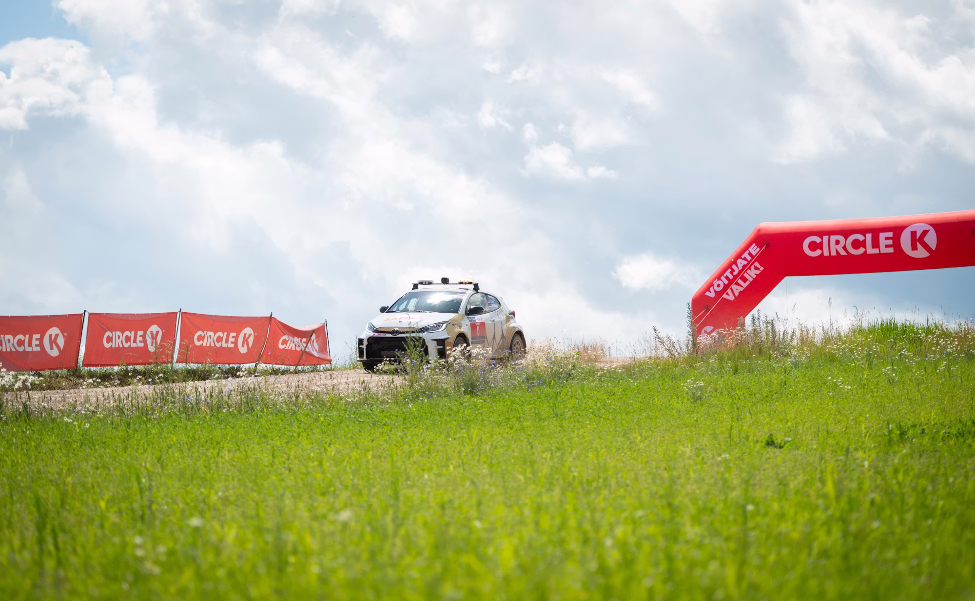 オフロードの世界をナビゲートする: 包括的な探求